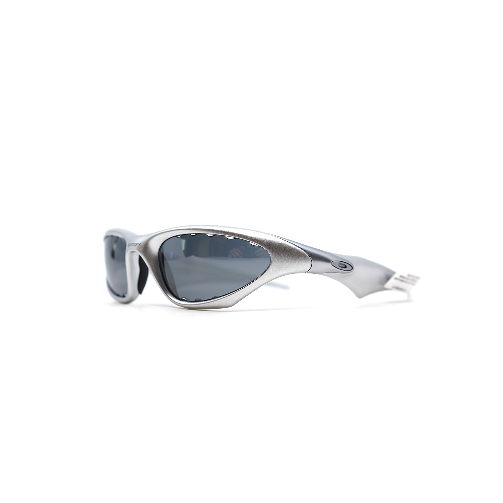 SATISFY x Oakley Scar - X-Silver Metal – CCACHE RUNNING