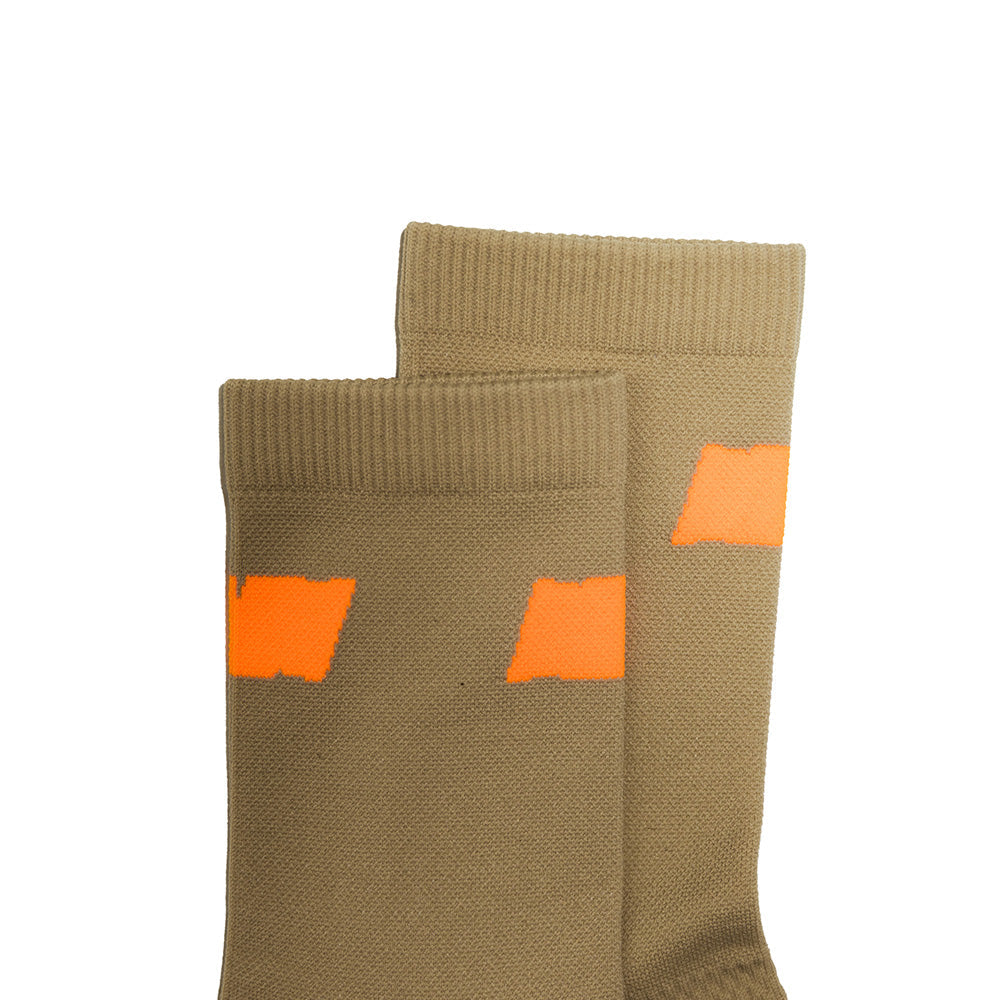 never-race-sock-sand