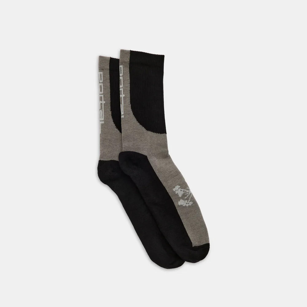 portal-lineage-all-purpose-sock-black-beauty