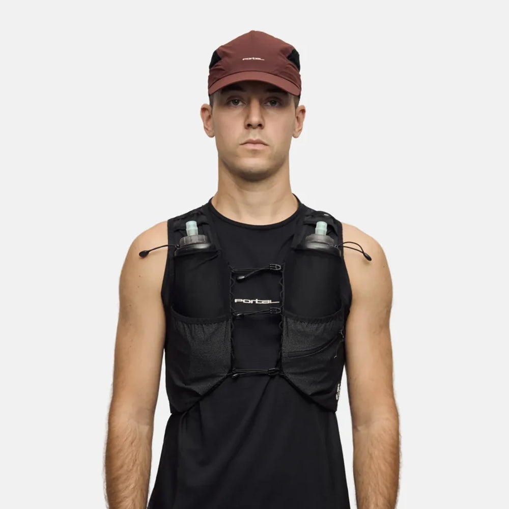 portal-passage-cargo-vest-black-beauty