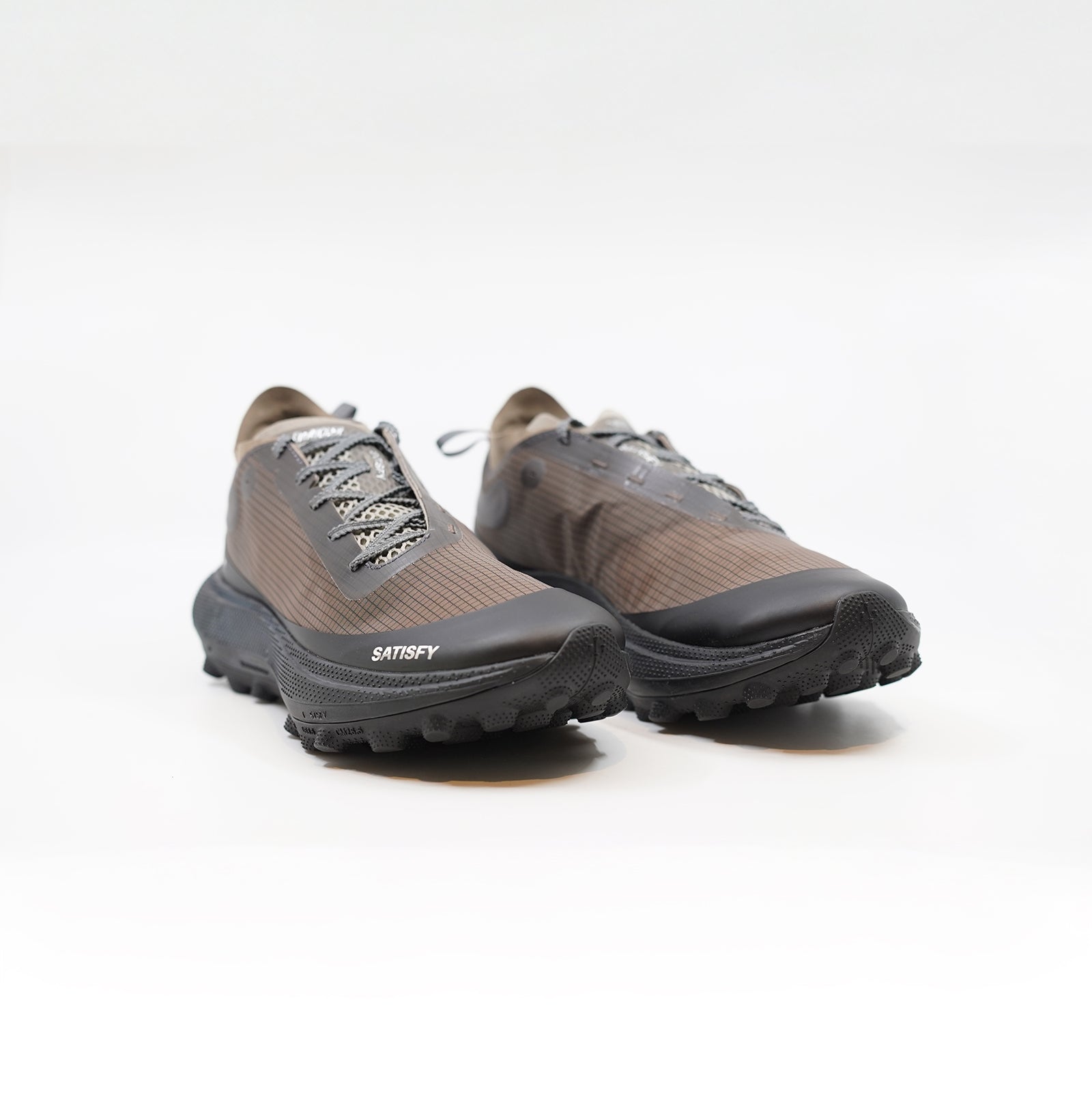 satisfy-therocker-falcon