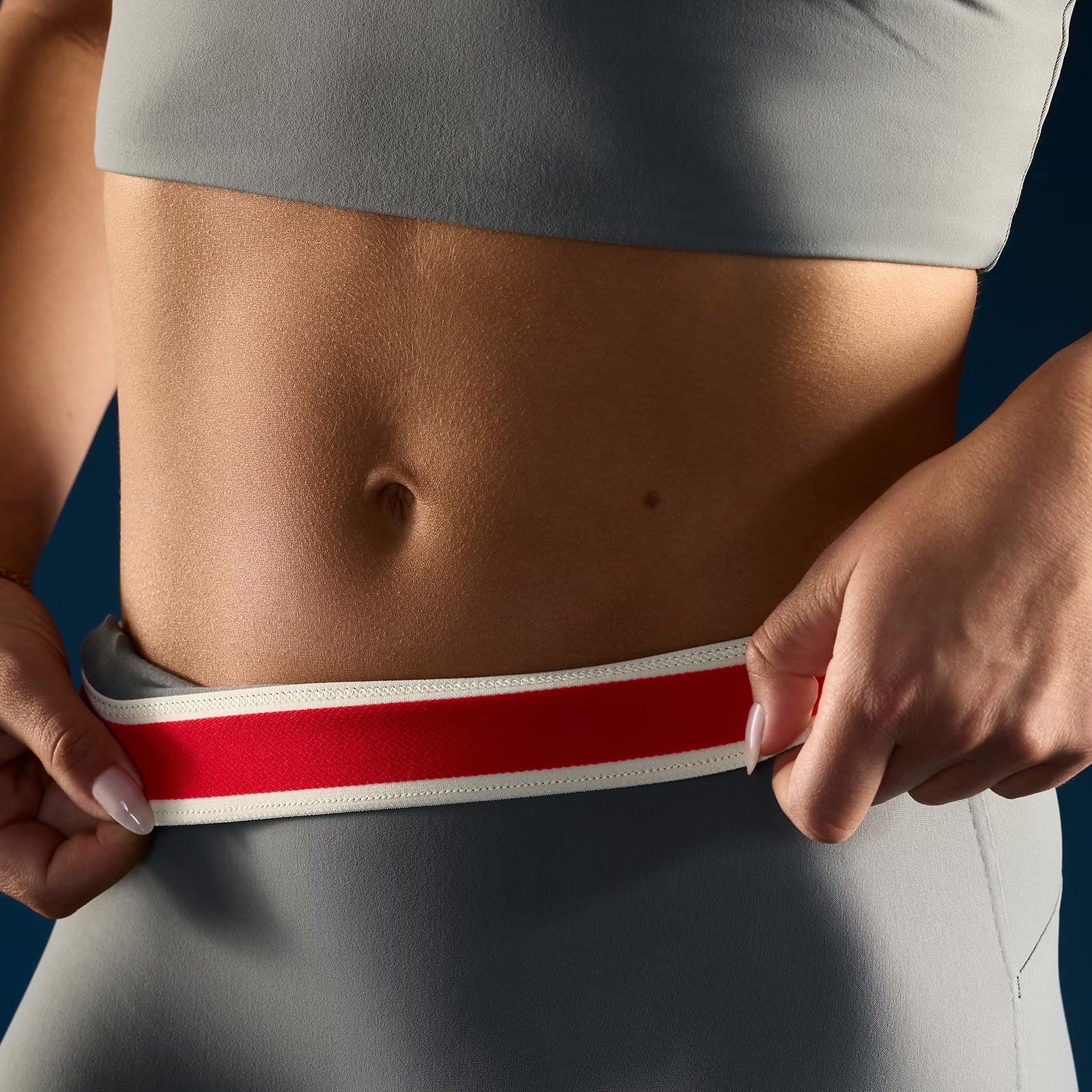 tracksmith-turnover-womens-short-tights-sedona-sage